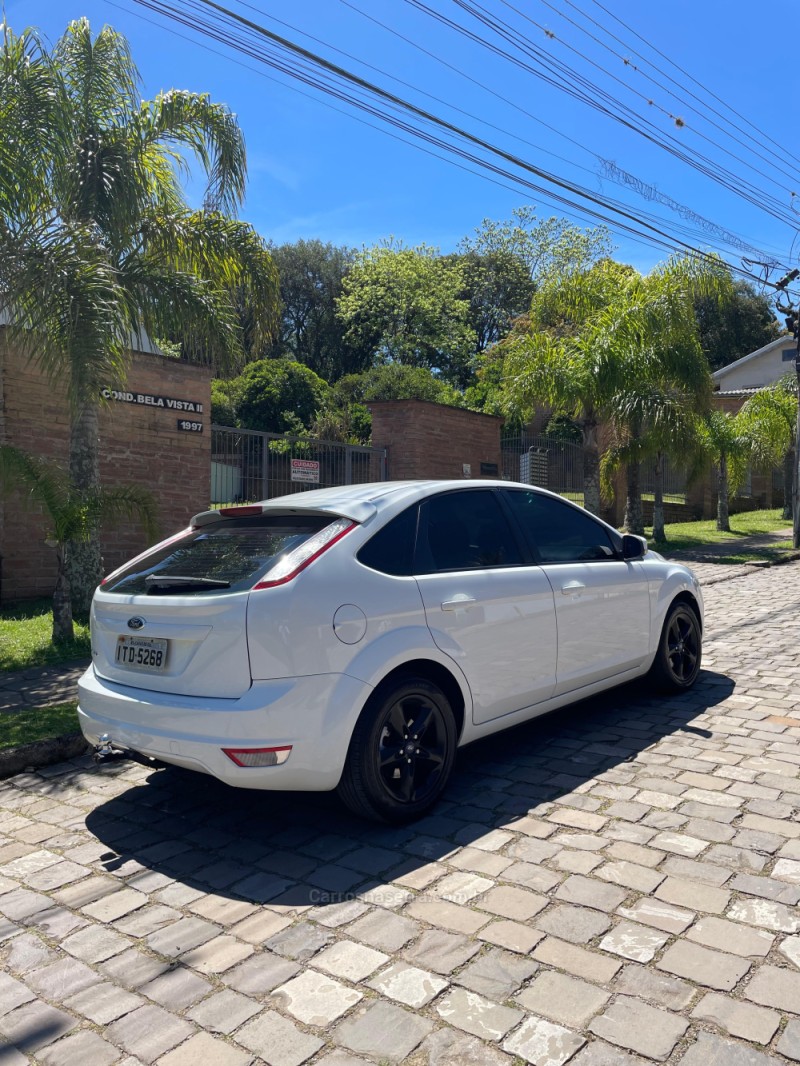 FOCUS 1.6 SE 16V FLEX 4P MANUAL - 2012 - CAXIAS DO SUL
