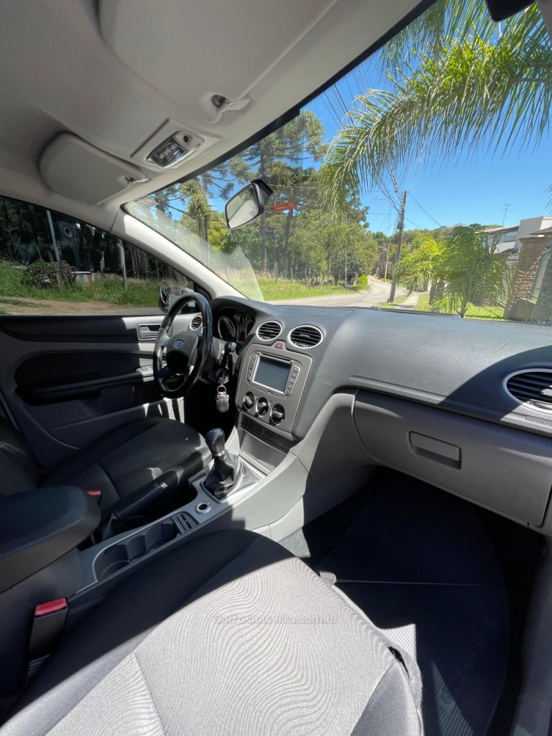 FOCUS 1.6 SE 16V FLEX 4P MANUAL - 2012 - CAXIAS DO SUL