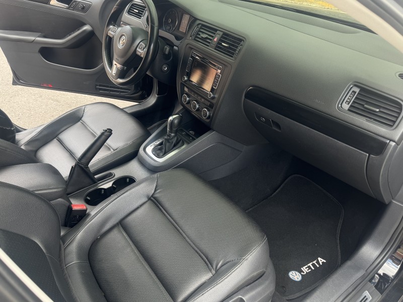 JETTA 2.0 COMFORTLINE FLEX 4P TIPTRONIC - 2014 - CAXIAS DO SUL