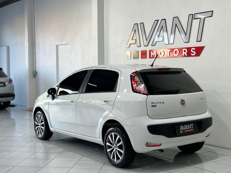 PUNTO 1.4 ATTRACTIVE 8V FLEX 4P MANUAL - 2016 - NOVO HAMBURGO