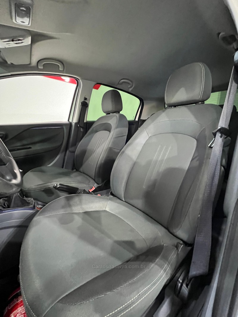 PUNTO 1.4 ATTRACTIVE 8V FLEX 4P MANUAL - 2016 - NOVO HAMBURGO