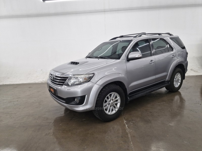 HILUX SW4 3.0 SRV 4X4 16V TURBO INTERCOOLER DIESEL 4P AUTOMÁTICO - 2015 - CAXIAS DO SUL
