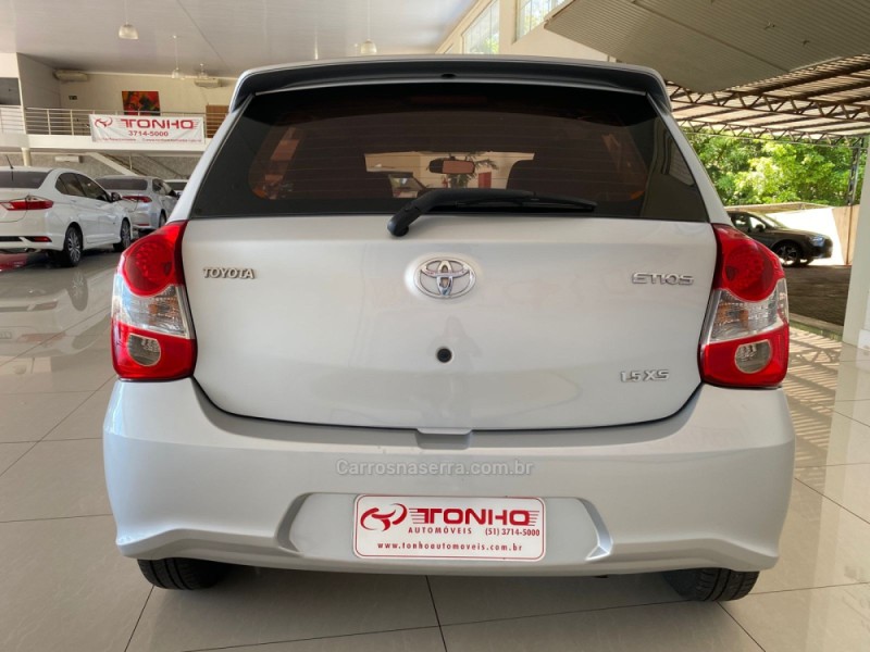 ETIOS 1.5 XS 16V FLEX 4P MANUAL - 2018 - LAJEADO