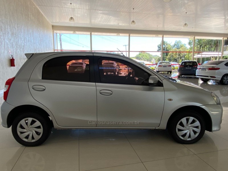 ETIOS 1.5 XS 16V FLEX 4P MANUAL - 2018 - LAJEADO