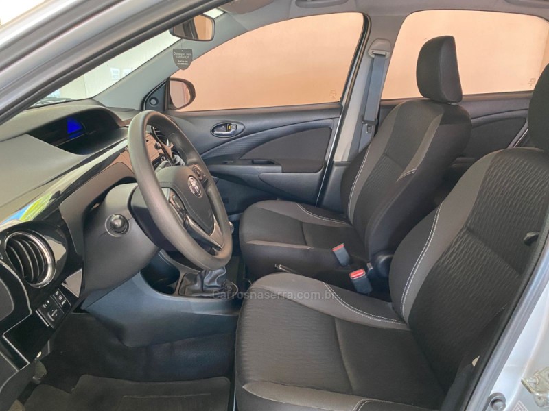 ETIOS 1.5 XS 16V FLEX 4P MANUAL - 2018 - LAJEADO