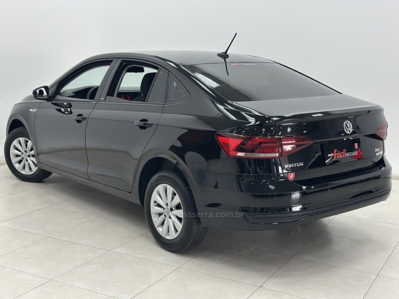 VIRTUS 1.0 200 TSI COMFORTLINE AUTOMÁTICO - 2022 - SANTA CRUZ DO SUL