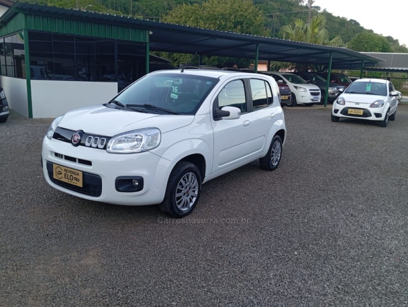 UNO 1.0 EVO WAY 8V FLEX 4P MANUAL