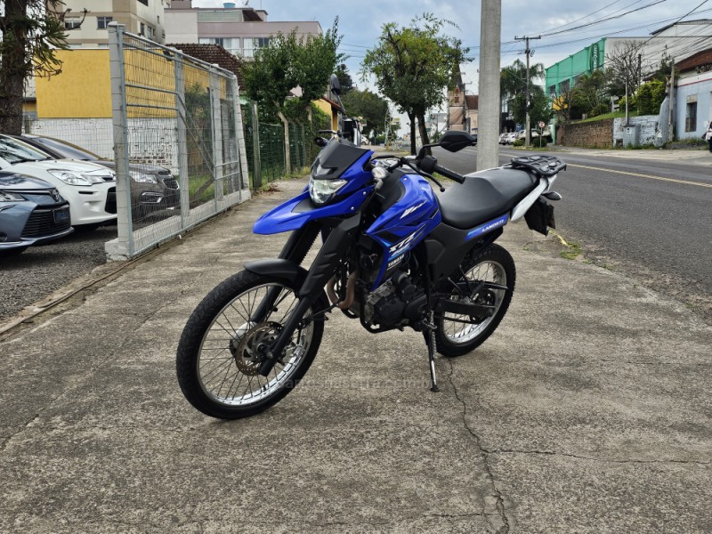 XTZ 250 LANDER - 2023 - CAMPO BOM