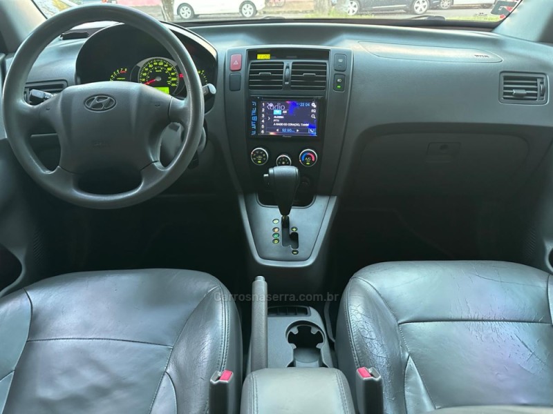 TUCSON 2.0 MPFI GLS 16V 143CV 2WD GASOLINA 4P AUTOMÁTICO - 2010 - CAMPO BOM
