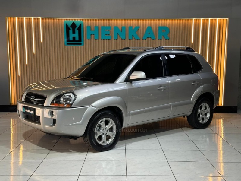 TUCSON 2.0 MPFI GLS 16V 143CV 2WD GASOLINA 4P AUTOMÁTICO