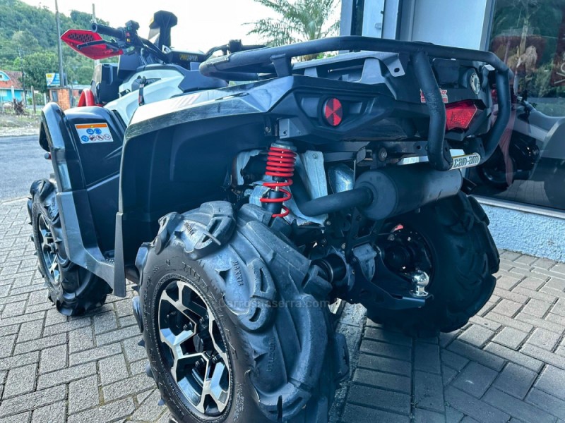 OUTLANDER 570 - 2017 - TRêS COROAS