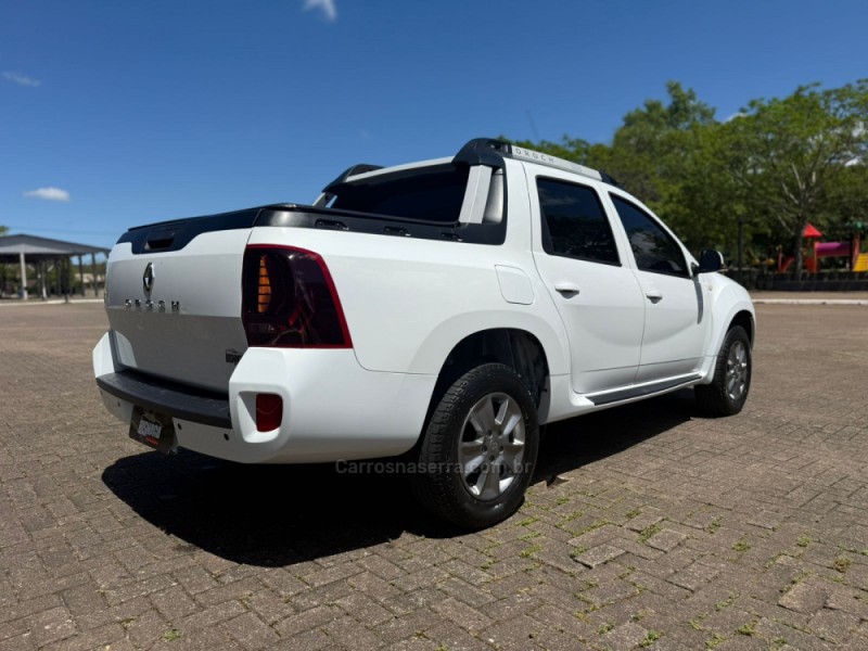 OROCH 1.6 16V DYNAMIQUE FLEX 4P MANUAL - 2022 - BROCHIER