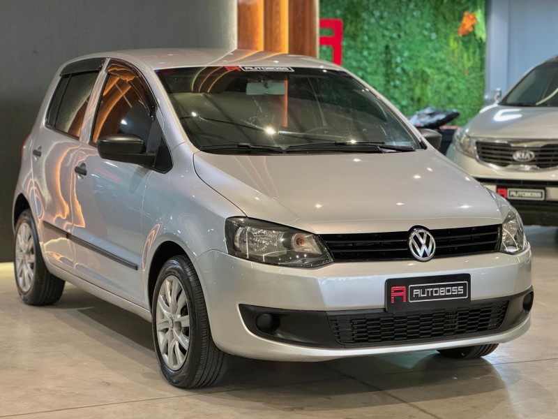 FOX 1.6 MI 8V FLEX 4P MANUAL - 2014 - NOVO HAMBURGO