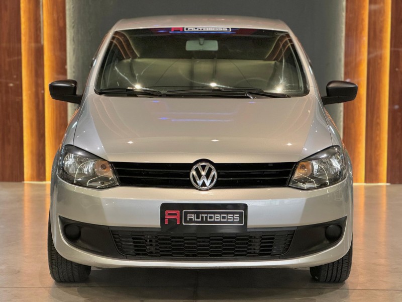 FOX 1.6 MI 8V FLEX 4P MANUAL - 2014 - NOVO HAMBURGO