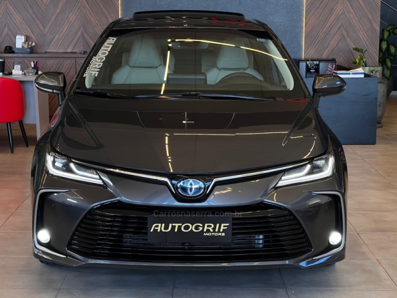 COROLLA 1.8 ALTIS PREMIUM 16V HÍBRIDO 4P AUTOMÁTICO - 2022 - CAMPO BOM