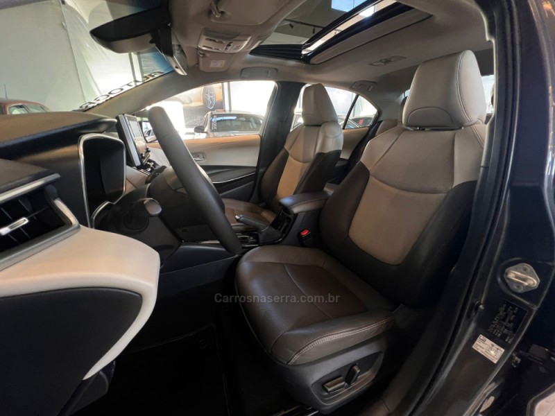 COROLLA 1.8 ALTIS PREMIUM 16V HÍBRIDO 4P AUTOMÁTICO - 2022 - CAMPO BOM