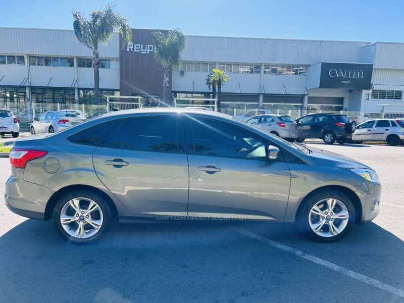 FOCUS 2.0 SE PLUS SEDAN 16V FLEX 4P AUTOMÁTICO - 2015 - BENTO GONçALVES