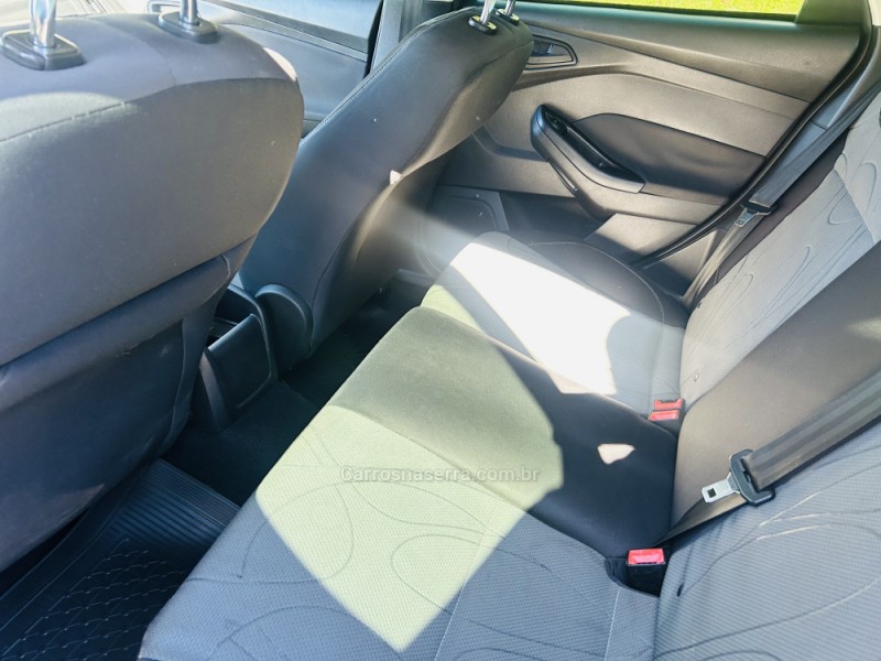 FOCUS 2.0 SE PLUS SEDAN 16V FLEX 4P AUTOMÁTICO - 2015 - BENTO GONçALVES