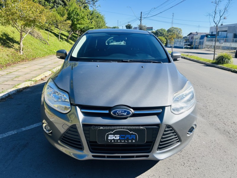 FOCUS 2.0 SE PLUS SEDAN 16V FLEX 4P AUTOMÁTICO - 2015 - BENTO GONçALVES
