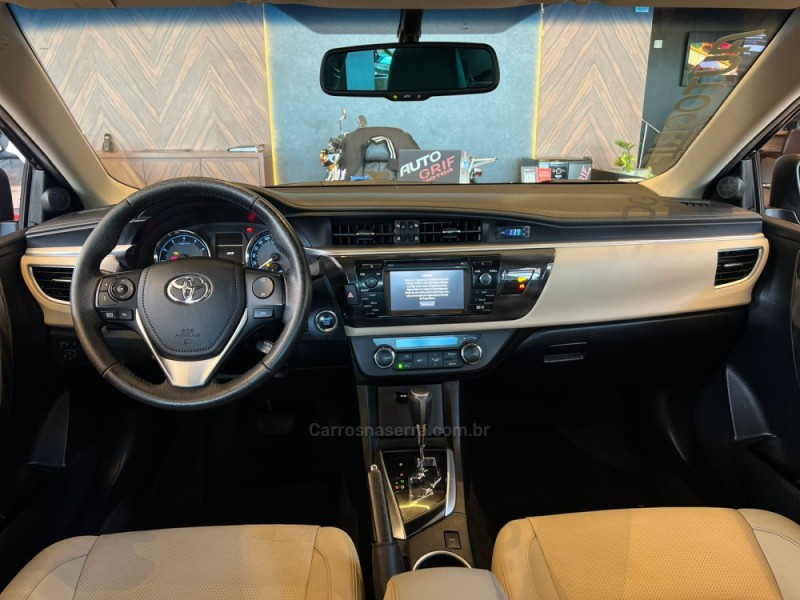 COROLLA 2.0 ALTIS 16V FLEX 4P AUTOMÁTICO - 2015 - CAMPO BOM