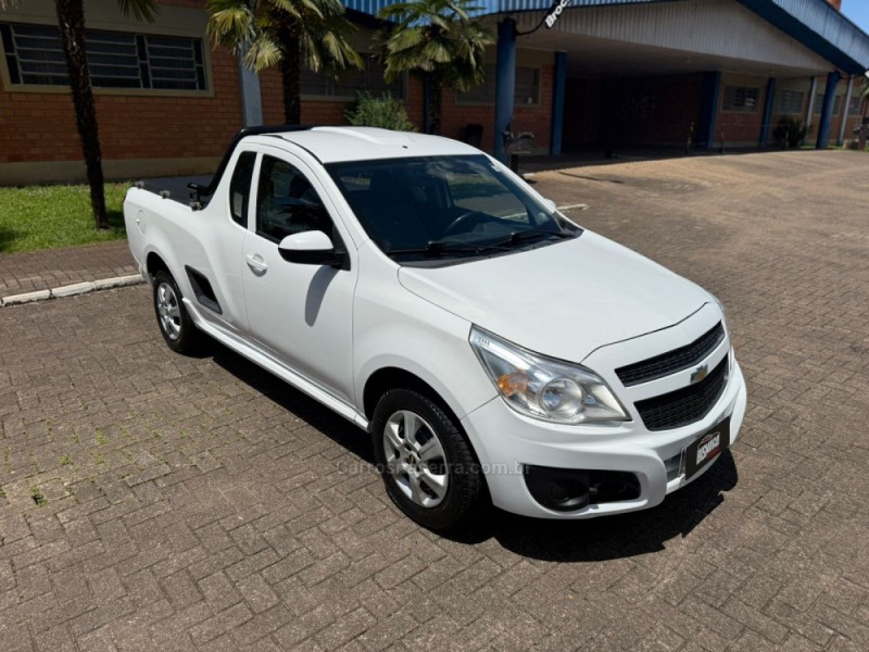 MONTANA 1.4 MPFI LS CS 8V FLEX 2P MANUAL