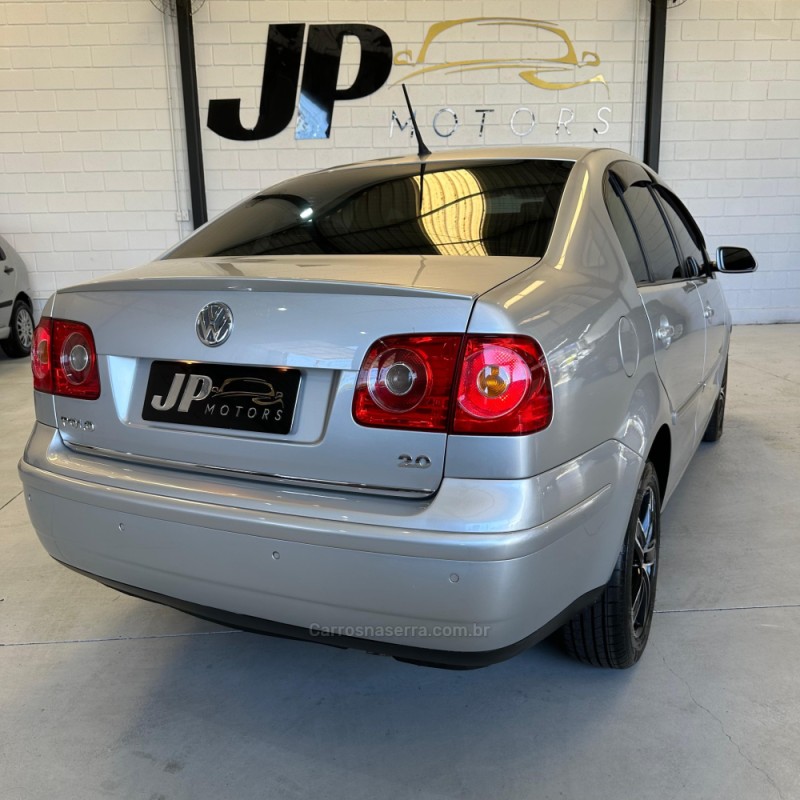 POLO 2.0 MI COMFORTLINE 8V GASOLINA 4P MANUAL - 2011 - NOVO HAMBURGO