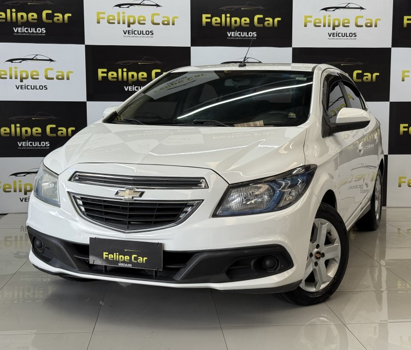 ONIX 1.4 MPFI LT 8V FLEX 4P MANUAL - 2013 - CAXIAS DO SUL