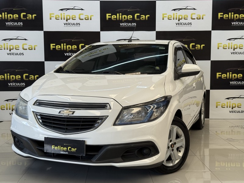 ONIX 1.4 MPFI LT 8V FLEX 4P MANUAL - 2013 - CAXIAS DO SUL