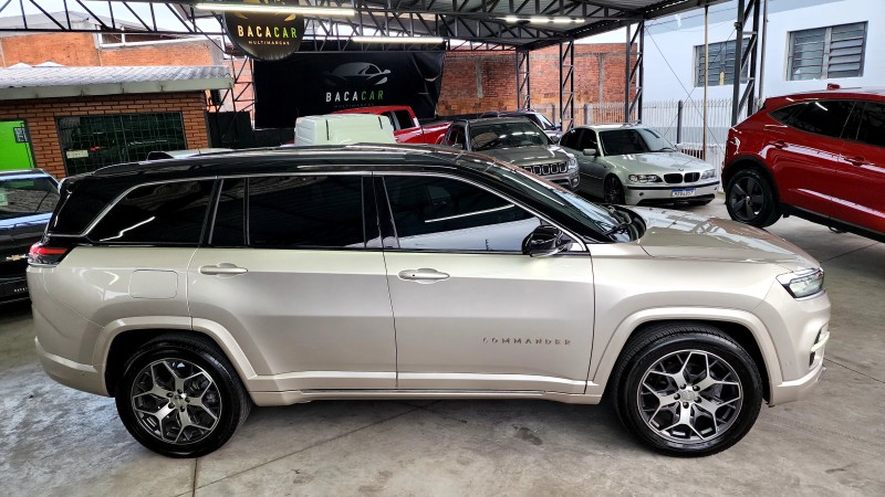 COMMANDER 1.3 OVERLAND T270 16V 4X2 TURBO FLEX 4P AUTOMÁTICO - 2022 - CAXIAS DO SUL