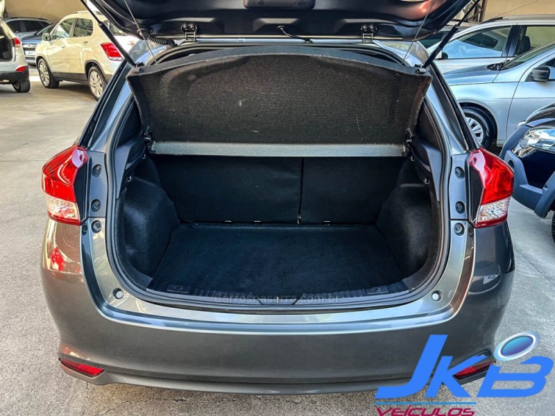 YARIS 1.5 XS 16V FLEX 4P AUTOMÁTICO - 2021 - NOVO HAMBURGO