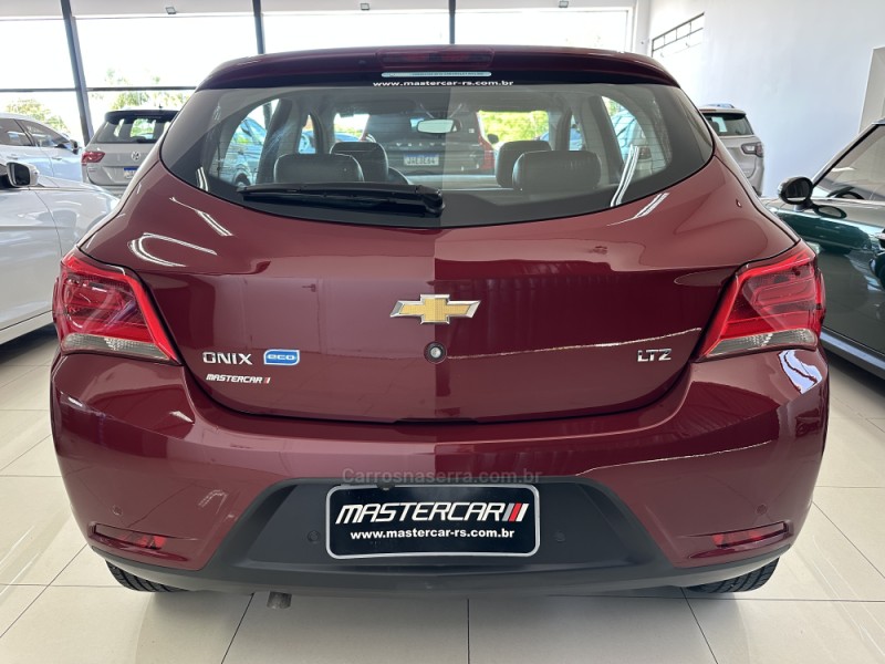 ONIX 1.4 MPFI LTZ 8V FLEX 4P AUTOMÁTICO - 2018 - CHARQUEADAS