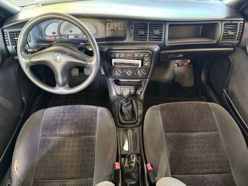 VECTRA 2.2 MPFI GLS 8V GASOLINA 4P MANUAL - 1999 - CAXIAS DO SUL