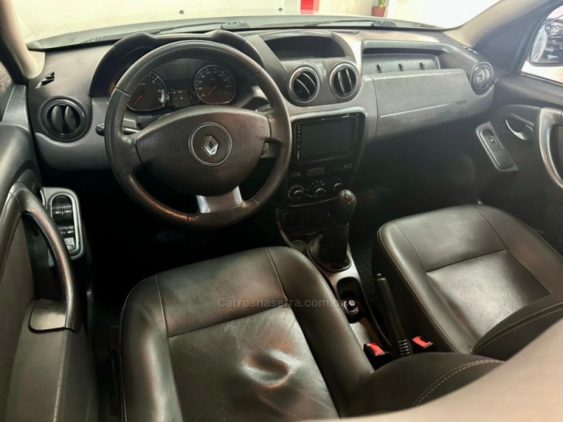 DUSTER 1.6 DYNAMIQUE 4X2 16V FLEX 4P MANUAL - 2013 - CAXIAS DO SUL