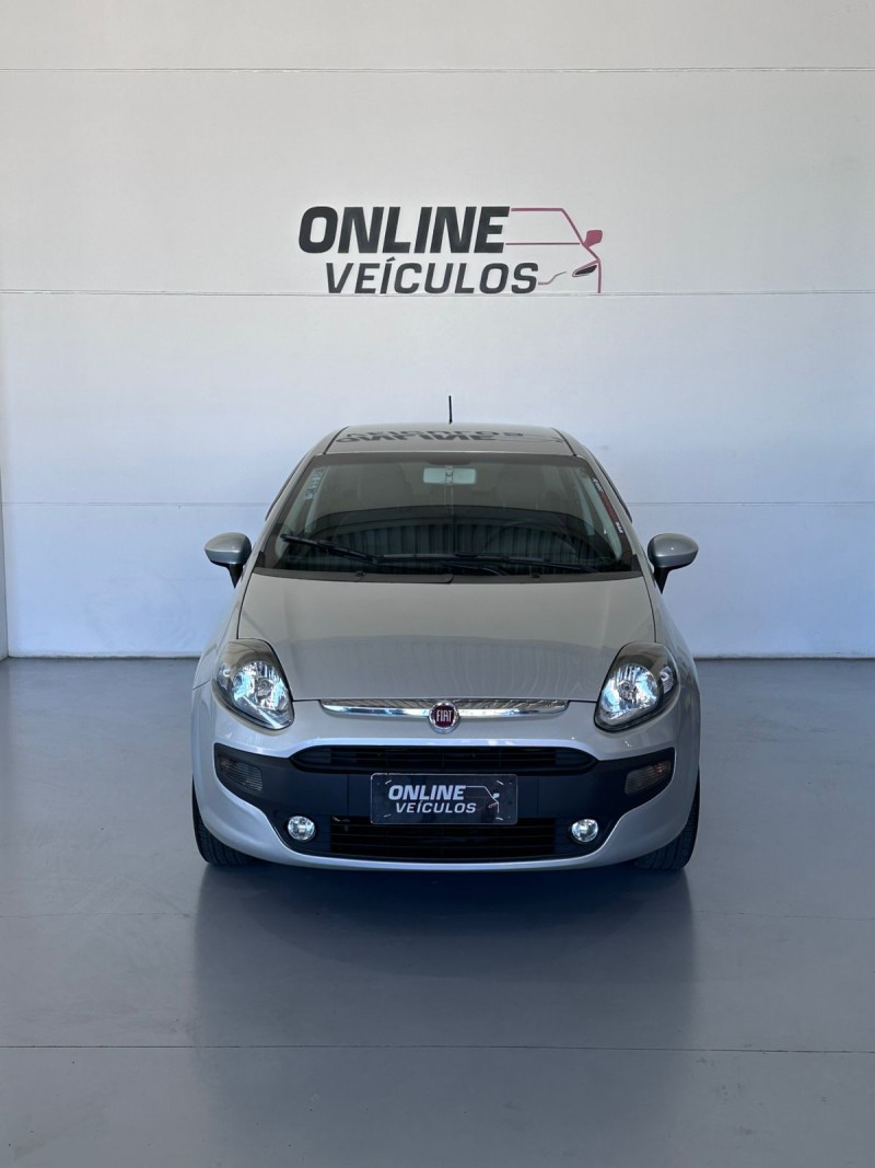 PUNTO 1.4 ATTRACTIVE 8V FLEX 4P MANUAL - 2015 - FARROUPILHA