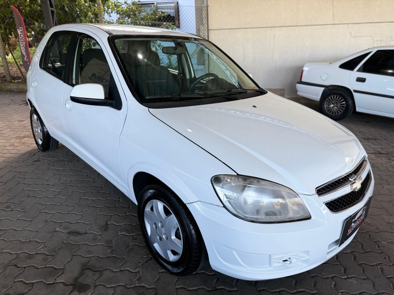 CELTA 1.0 MPFI LT 8V FLEX 4P MANUAL - 2014 - CAXIAS DO SUL