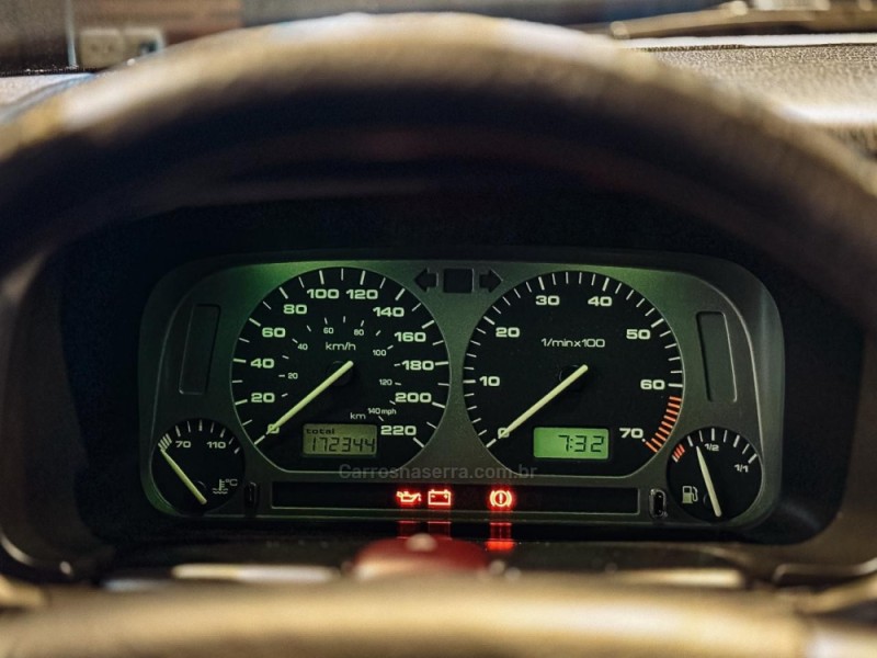 GOLF 2.0 MI GLX 8V GASOLINA 4P MANUAL - 1997 - FARROUPILHA