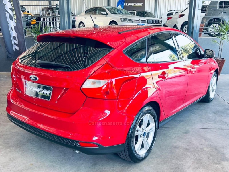 FOCUS 1.6 SE 16V FLEX 4P MANUAL - 2014 - CAMPO BOM