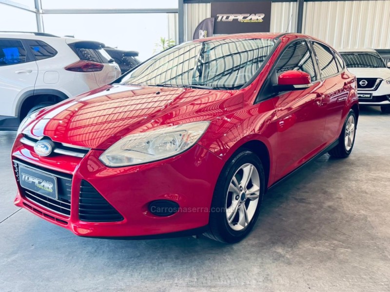 FOCUS 1.6 SE 16V FLEX 4P MANUAL - 2014 - CAMPO BOM