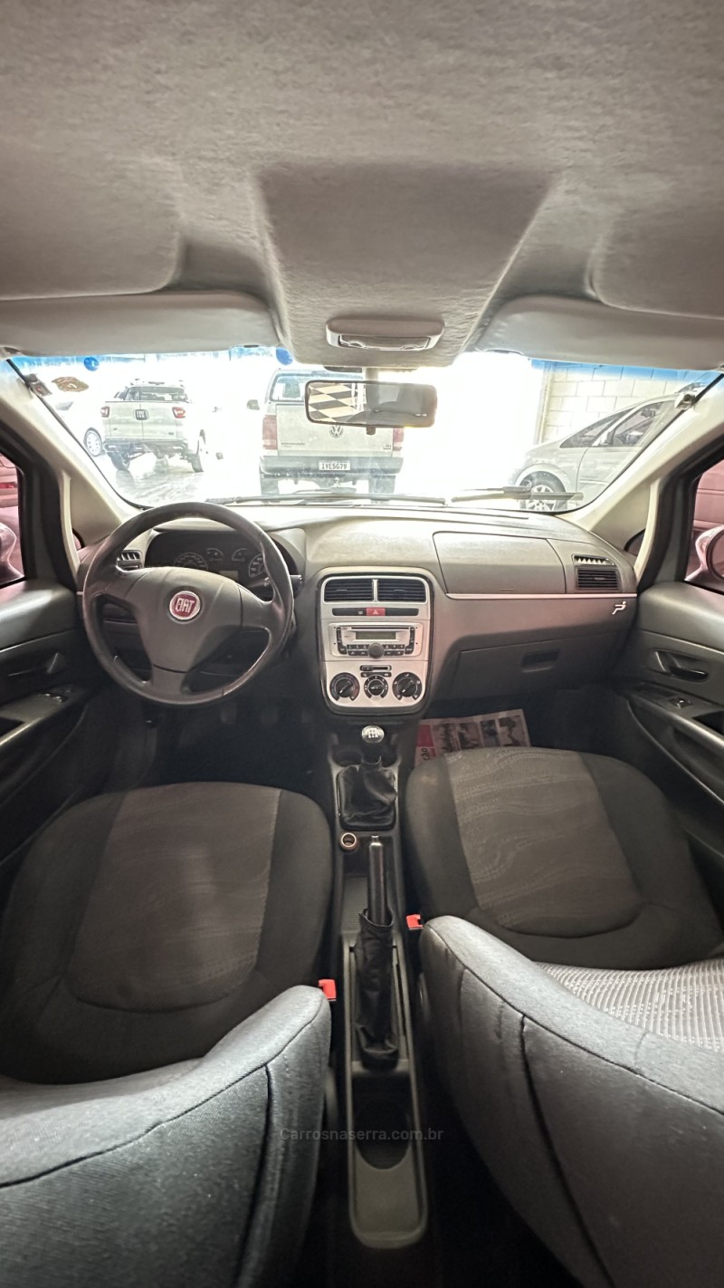 PUNTO 1.4 ATTRACTIVE 8V FLEX 4P MANUAL - 2012 - MONTENEGRO