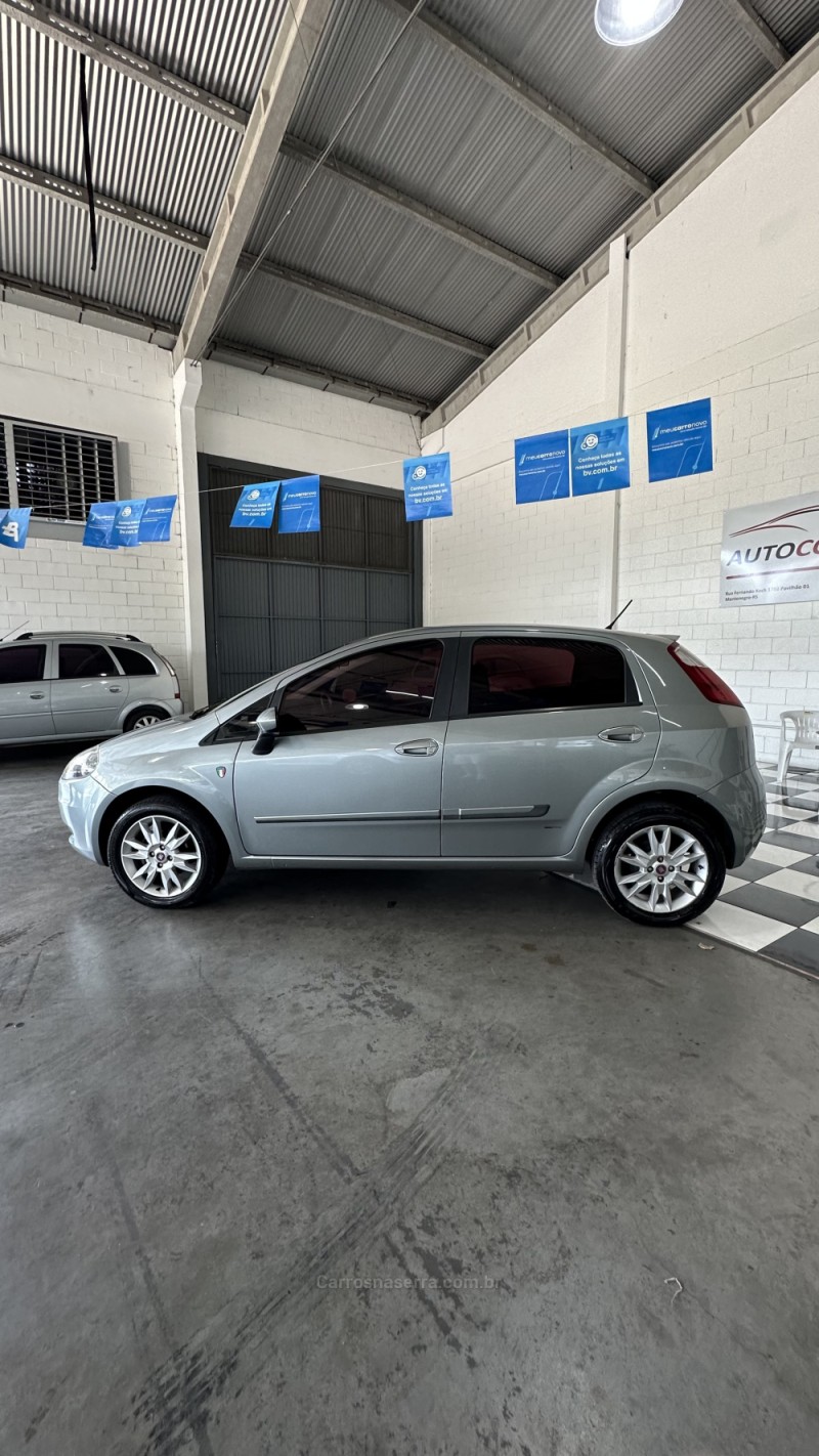 PUNTO 1.4 ATTRACTIVE 8V FLEX 4P MANUAL - 2012 - MONTENEGRO