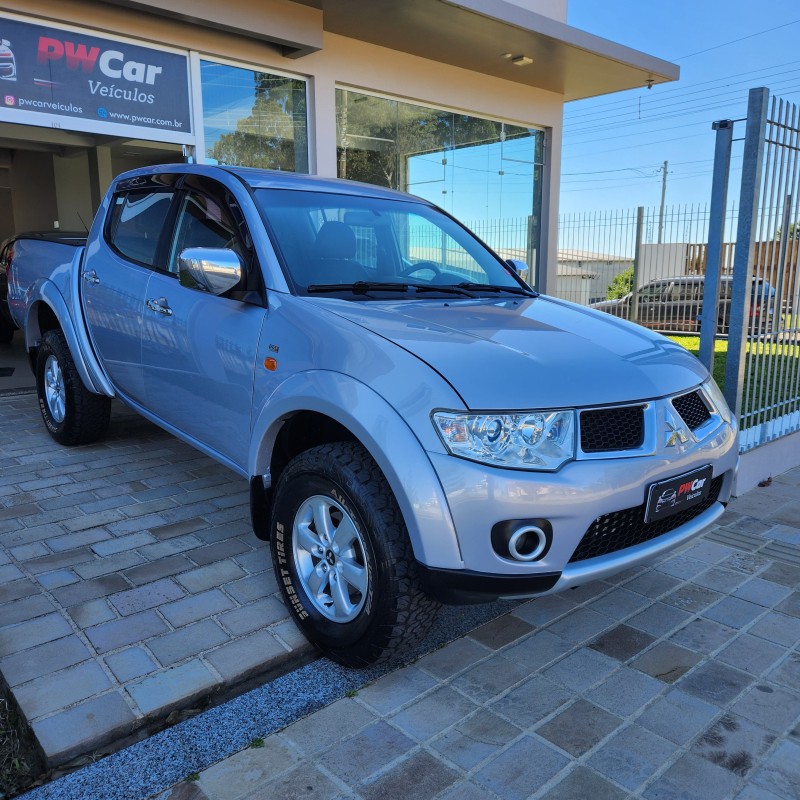 L200 TRITON 3.2 HPE 4X4 CD 16V TURBO INTERCOOLER DIESEL 4P AUTOMÁTICO - 2013 - BENTO GONçALVES