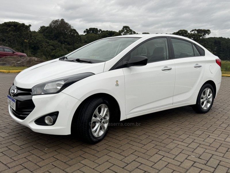 HB20S 1.6 COPA DO MUNDO 16V FLEX 4P MANUAL - 2015 - CAXIAS DO SUL