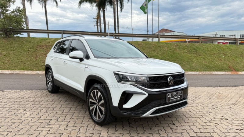 TAOS 1.4 16V COMFORTLINE TSI FLEX 4P AUTOMÁTICO