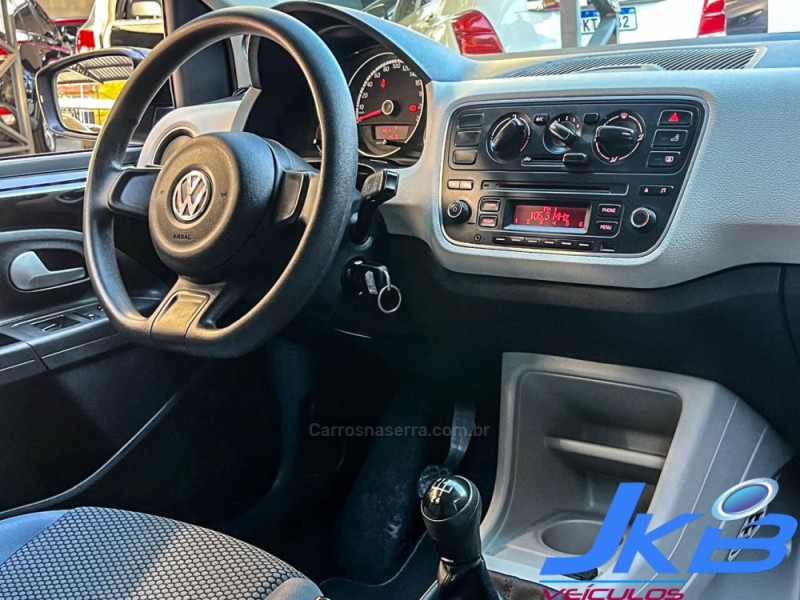 UP 1.0 TSI MOVE UP 12V FLEX 4P MANUAL - 2017 - NOVO HAMBURGO