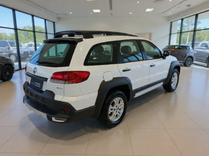 PALIO 1.8 MPI ADVENTURE LOCKER WEEKEND 8V FLEX 4P MANUAL - 2009 - NOVA PETRóPOLIS