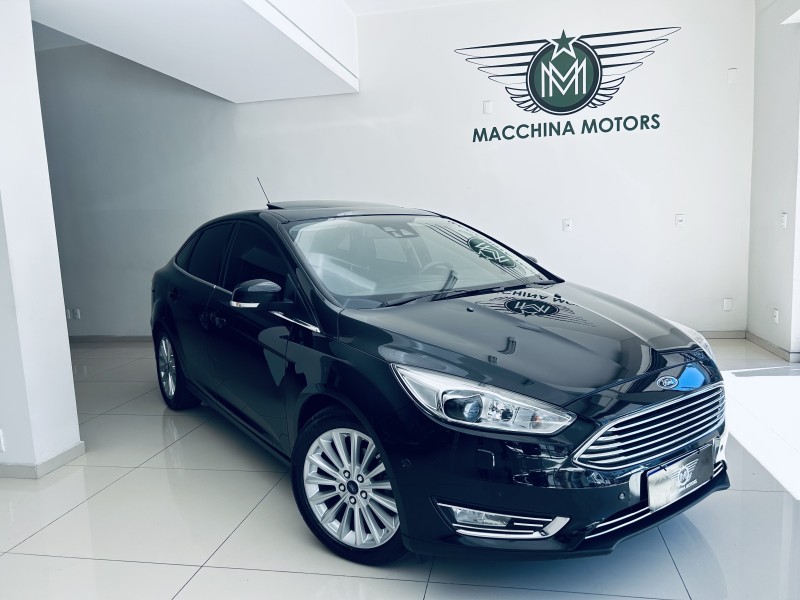 FOCUS 2.0 TITANIUM PLUS FASTBACK 16V FLEX 4P AUTOMÁTICO