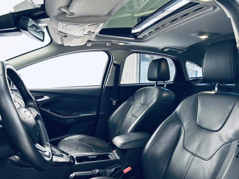 FOCUS 2.0 TITANIUM PLUS FASTBACK 16V FLEX 4P AUTOMÁTICO - 2016 - CAXIAS DO SUL