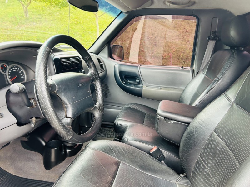 RANGER 2.3 XLS 4X2 CS 16V GASOLINA 2P MANUAL - 2006 - BENTO GONçALVES