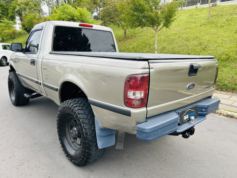 RANGER 2.3 XLS 4X2 CS 16V GASOLINA 2P MANUAL - 2006 - BENTO GONçALVES