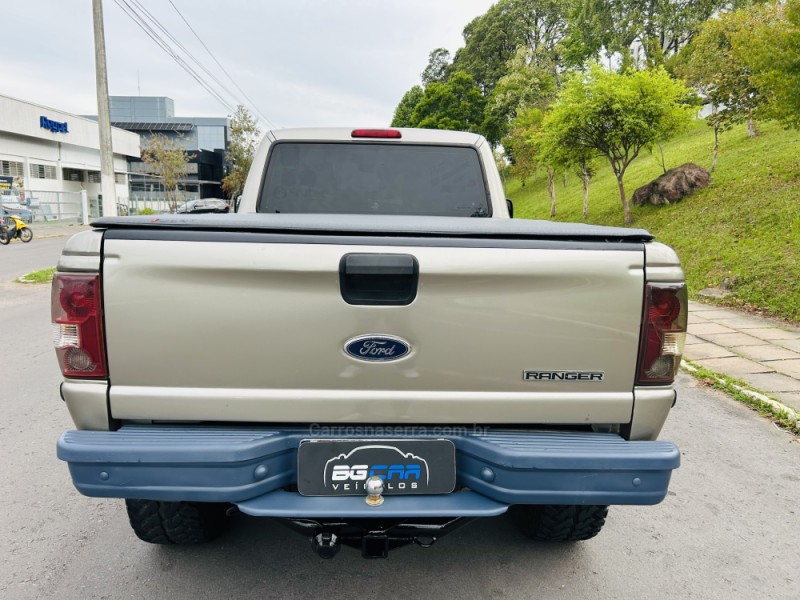 RANGER 2.3 XLS 4X2 CS 16V GASOLINA 2P MANUAL - 2006 - BENTO GONçALVES